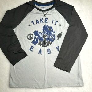 boys 10/12 Old Navy pull over shirt. lightweight